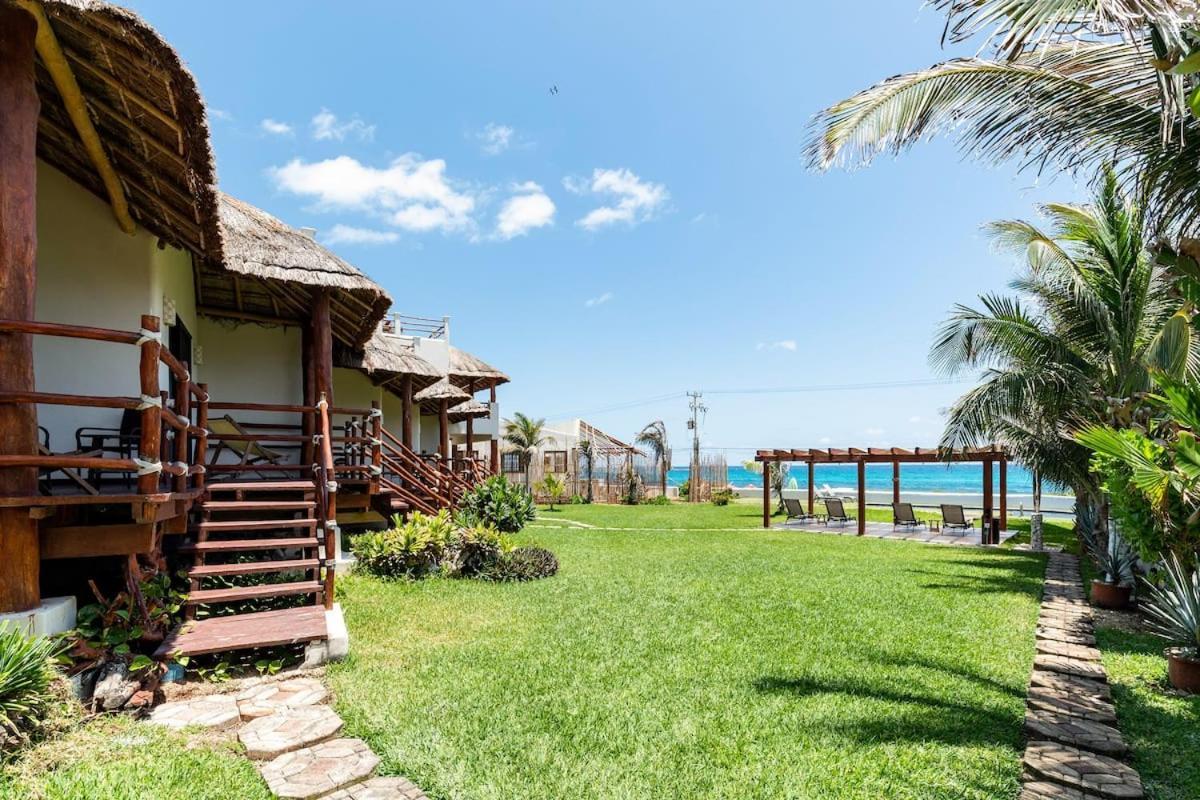 Villa With Ocean View, Pool, Restaurant And Rooftop Исла-Мухерес Экстерьер фото